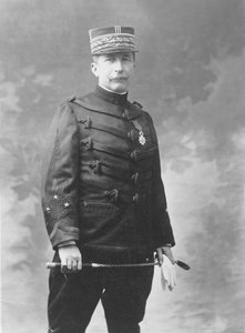 Georges Picquartin muotokuva univormussa